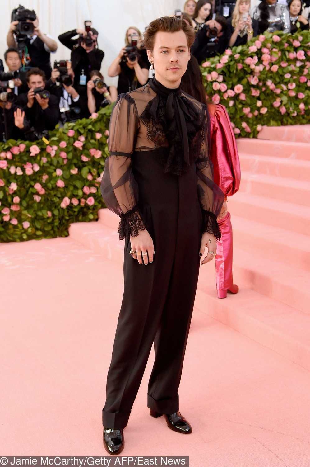 NEW YORK, NEW YORK - MAY 06: Harry Styles attends The 2019 Met Gala Celebrating Camp: Notes on Fashion at Metropolitan Museum of Art on May 06, 2019 in New York City.   Jamie McCarthy/Getty Images/AFP == FOR NEWSPAPERS, INTERNET, TELCOS & TELEVISION USE ONLY ==