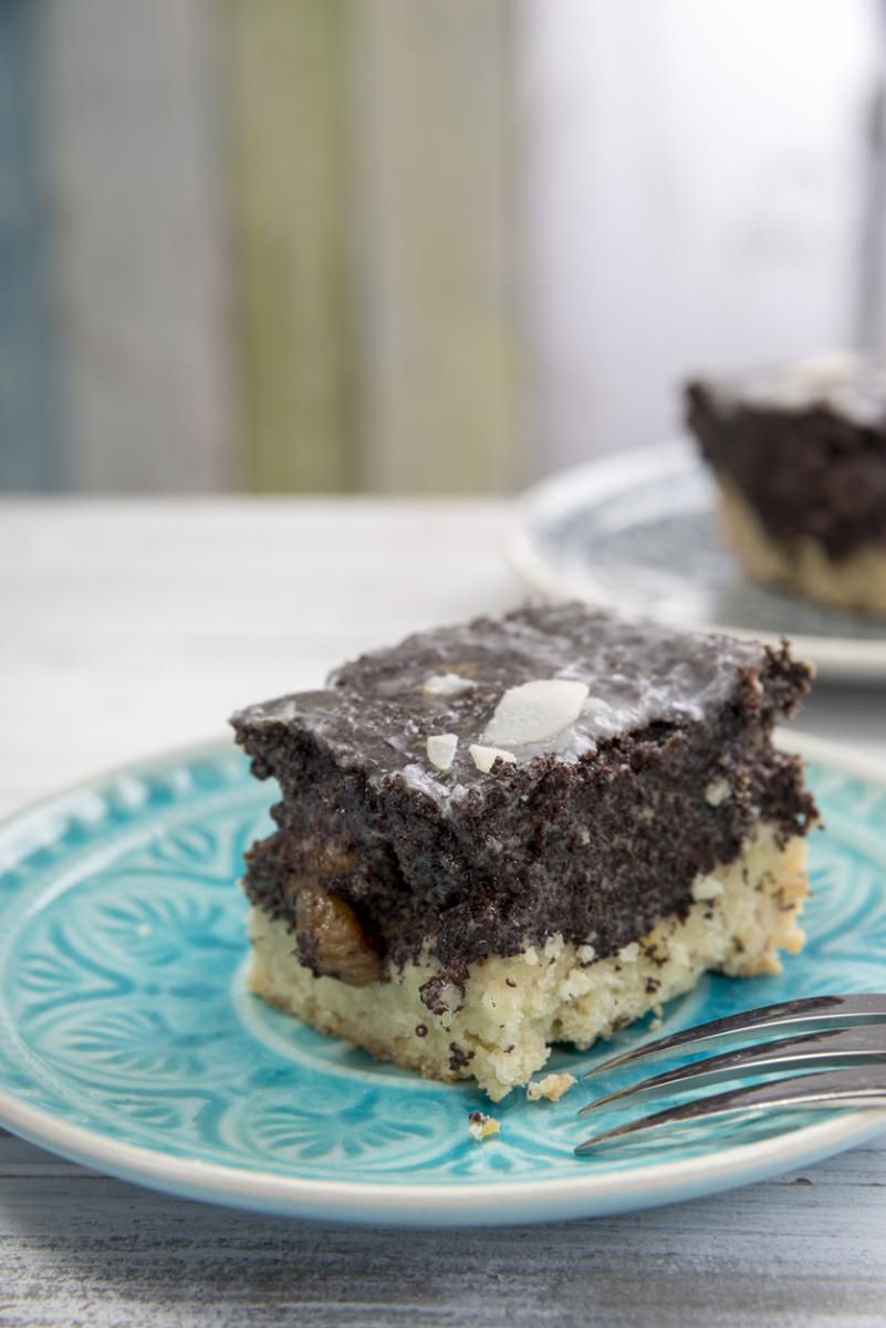 Ciasto z makiem można włożyć do zamrażarki