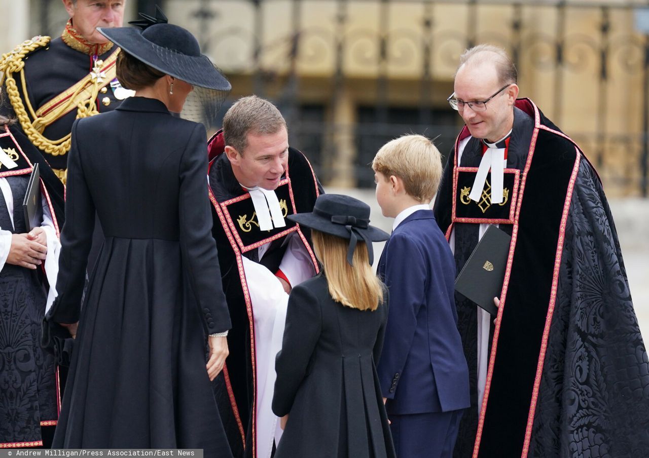 Księżna Kate, książę George, księżniczka Charlotte- Pogrzeb królowej Elżbiety II