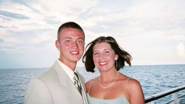 Ashley Hallford z mężem