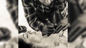 Tatuaże po mastektomii. Nowy trend na Instagramie (WIDEO)