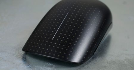 Microsoft Touch Mouse — myszka piękna, choć kapryśna