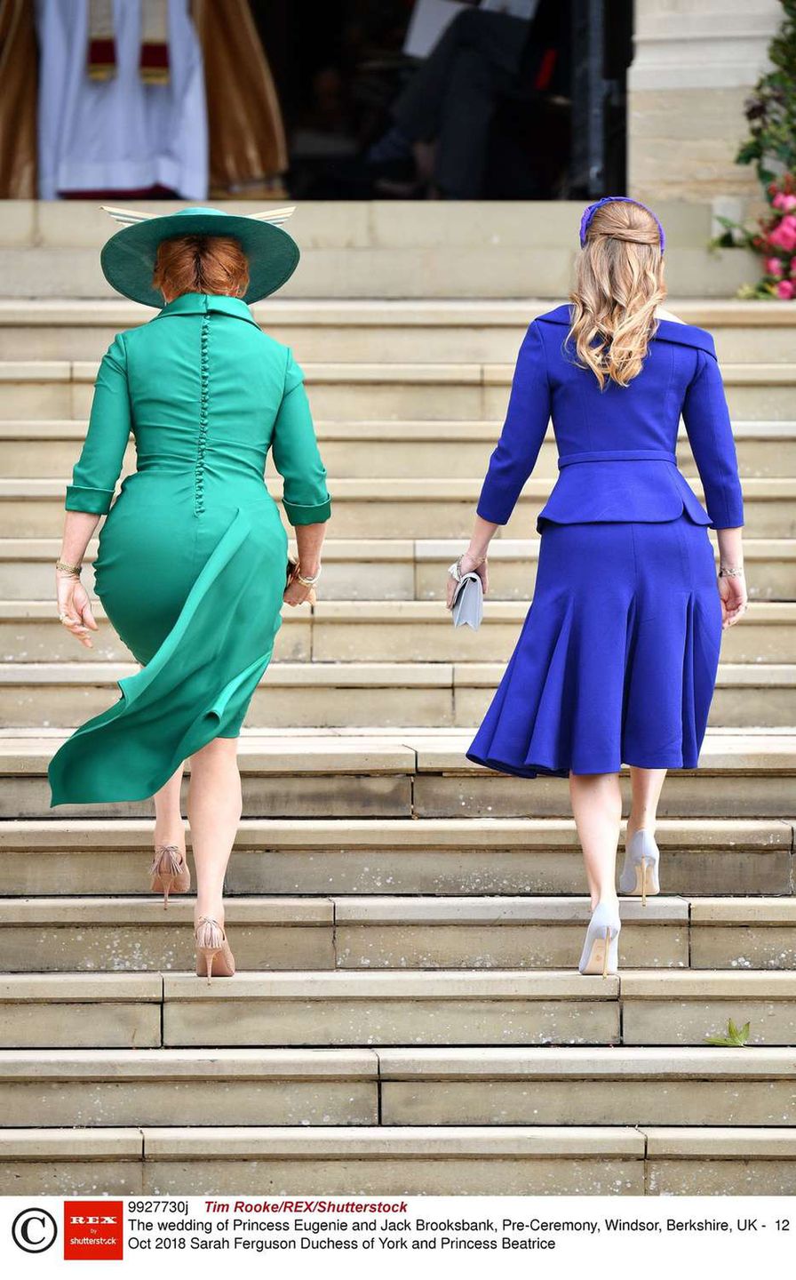 Księżniczka Beatrice na ślubie księżniczki Eugenii