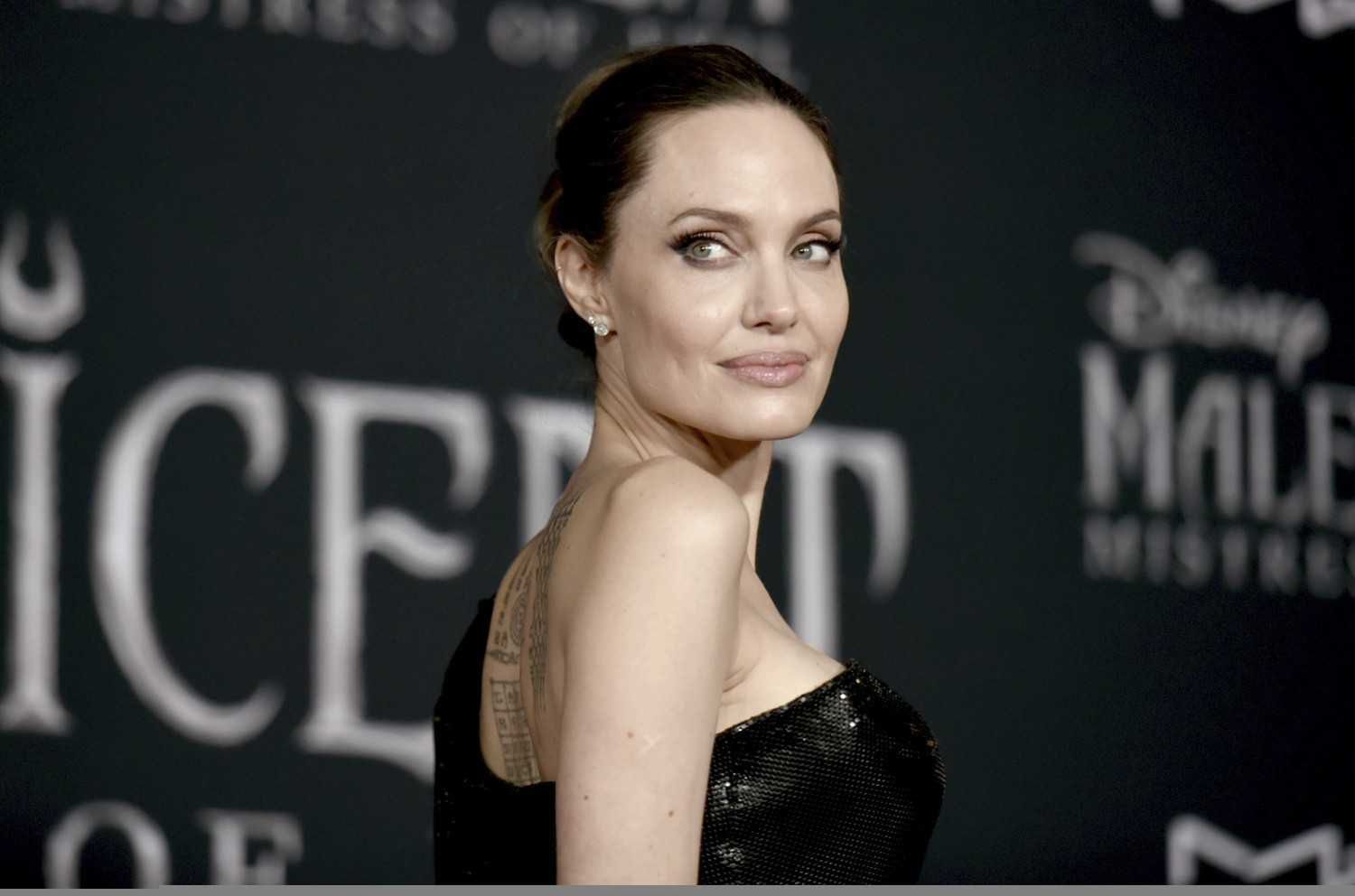 Angelina Jolie - Czarownica 2, premiera