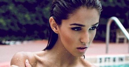 Ashley Sky - najgorętsza dziewczyna w sieci