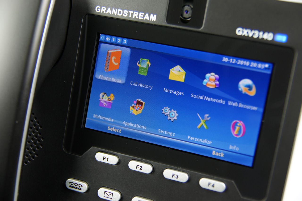 A oto główne menu telefonu