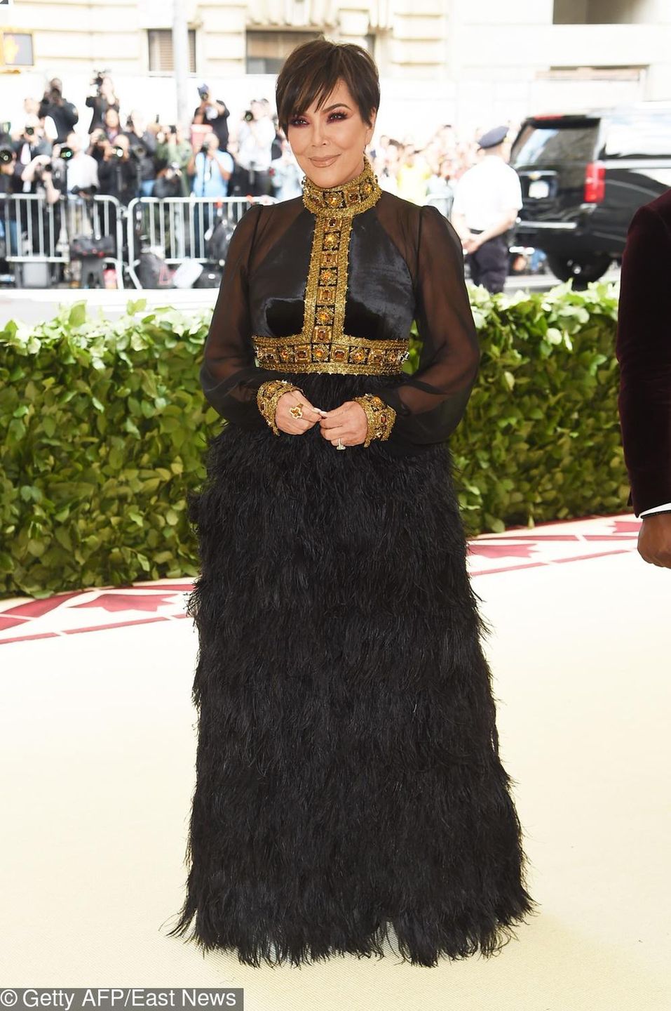 Kris Jenner, kreacja: Tommy Hilfiger – MET Gala 2018