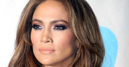 "American Idol": Lopez nadal będzie jurorką!