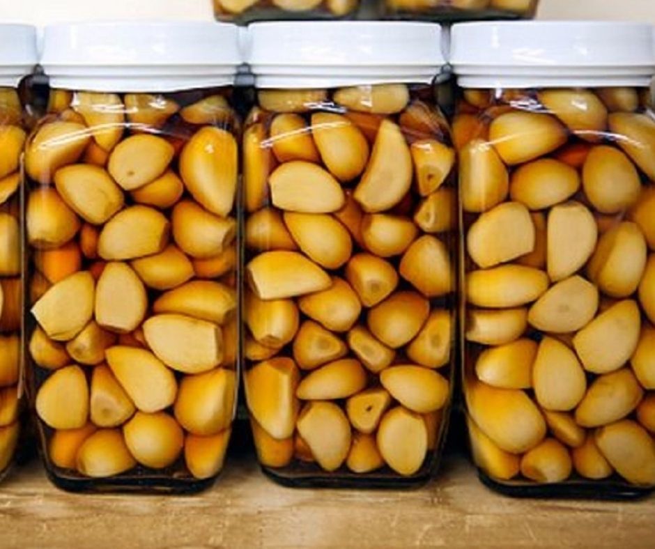 Eliksir z czosnku pomaga nie tylko na przeziębienie