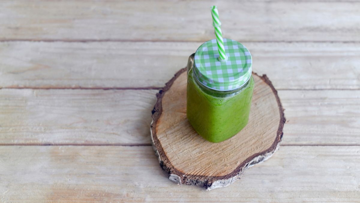 Zielona lemoniada to napój korzystny dla zdrowia.