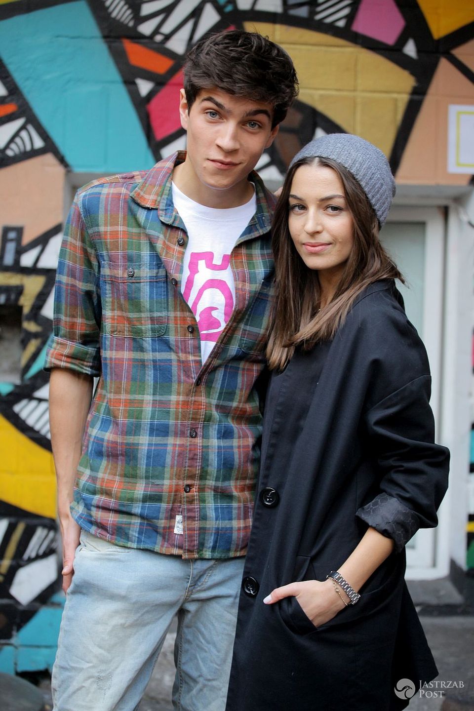 Powiedz TAK odcinek 5, Justyna (Agnieszka Więdłocha),  Bartek (Nikodem Rozbicki)