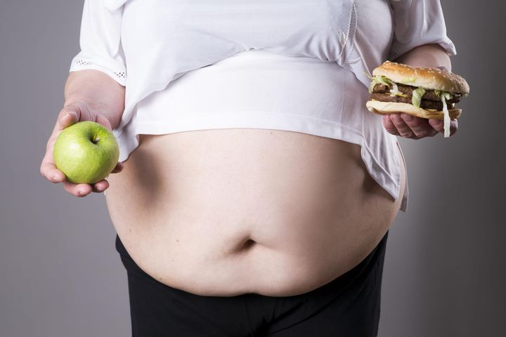 Tłuszcz w otyłości brzusznej gromadzi się nie tylko pod skórą, ale także w narządach wewnętrznych