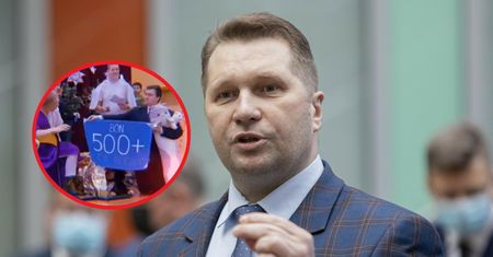 Czarnek grzmi po jasełkach w gdańskiej szkole. "To jest obrzydlistwo. To swego rodzaju profanacja"