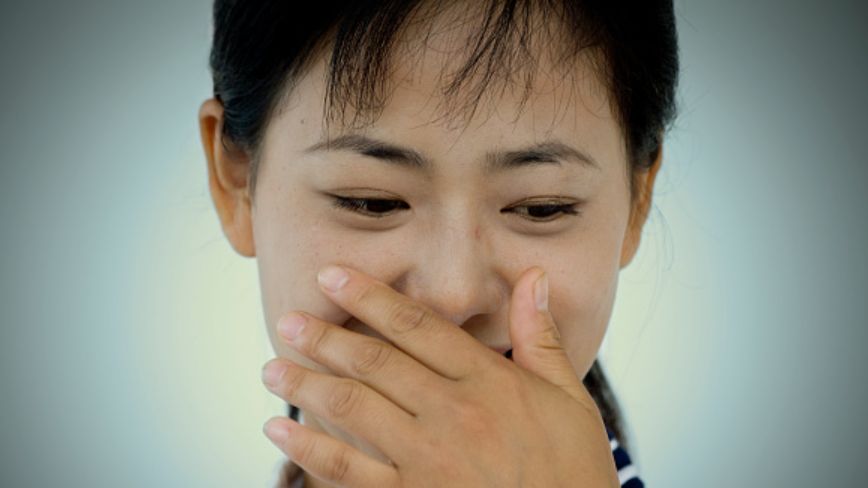 Flegmatyk jest osobą spokojną i zrównoważoną, a także dość cichą. Lubi stabilizację, spokój i rutynę, a także codzienne rytuały oraz porządek.