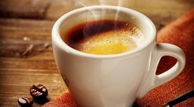 Kawa rozgrzewająca idealna na jesień i zimę. Przepis Anny Lewandowskiej