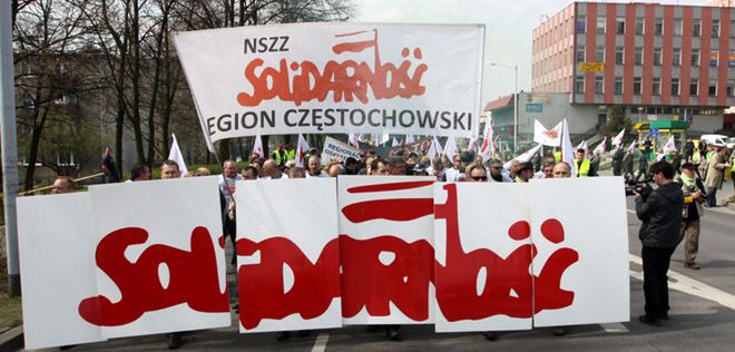 Demonstracja Solidarności ws. pracowników społecznych