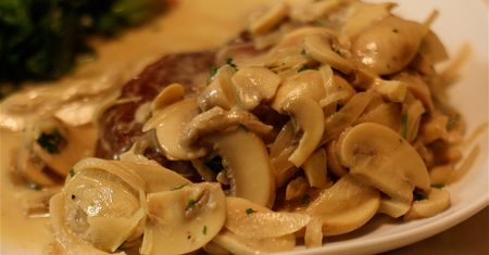 Kotlet cielęcy z grzybami