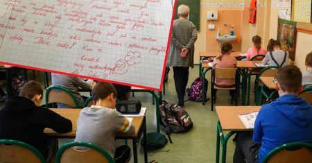 Opublikowała zdjęcie sprawdzianu z matematyki. Uwaga nauczycielki zaskoczyła wszystkich