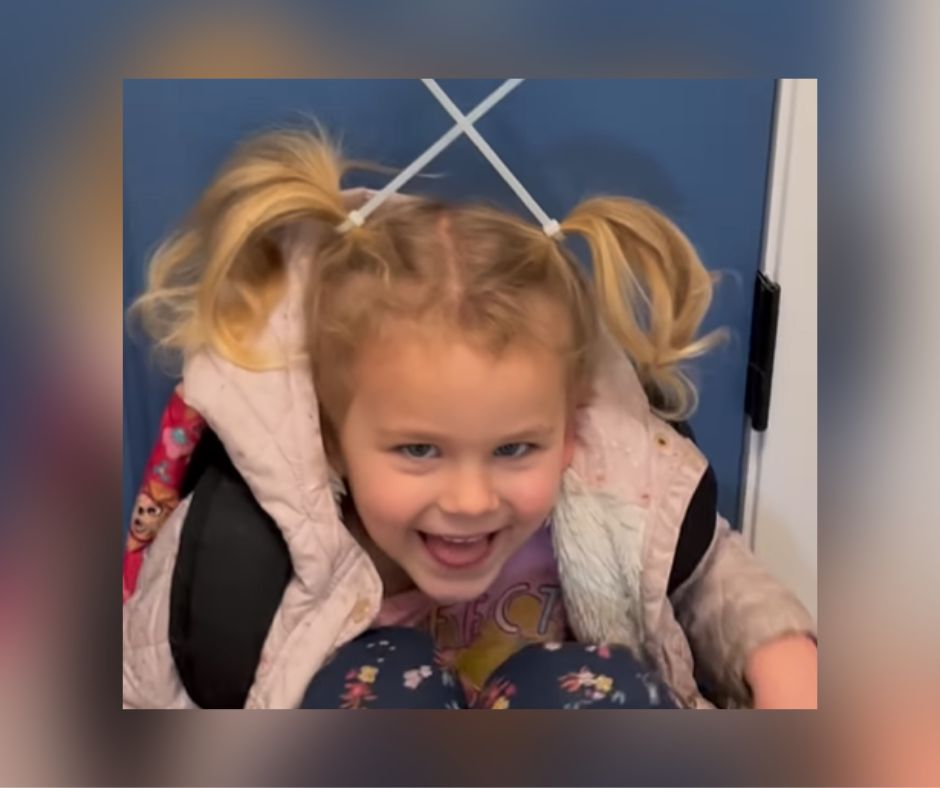 Nietypowa fryzura rozbawiła matkę