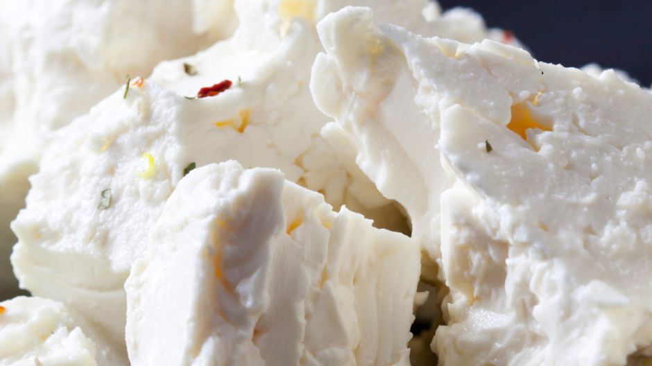 GIS wycofuje ser kozi z Lidla. Mogą znajdować się w nim kawałki metalu