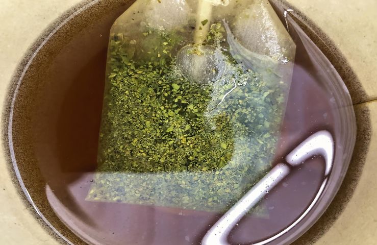Nawet zielona herbata może zaszkodzić, jeśli jest spożywana w nadmiarze