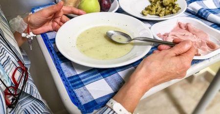 Dobra wiadomość od MZ. Pilotaż "Dobrego posiłku w szpitalu" znów wydłużony