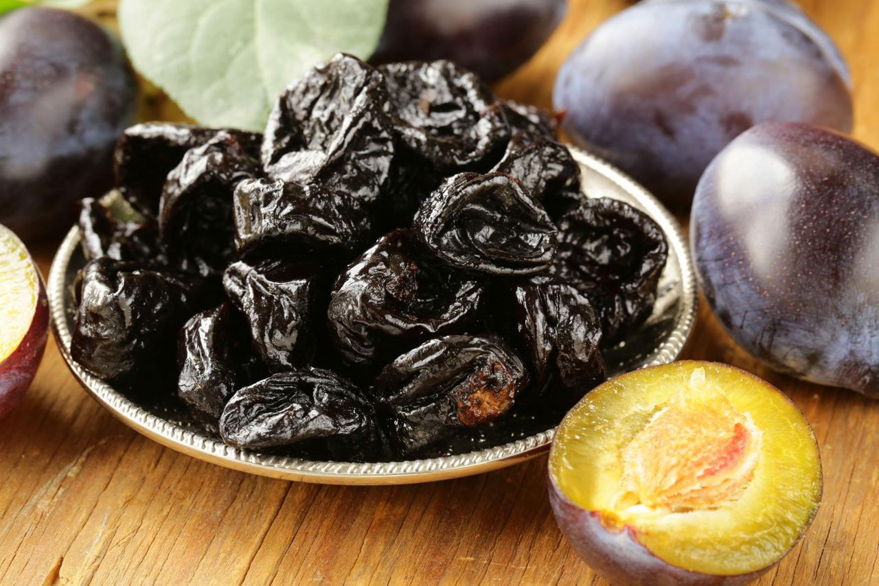 Suszone śliwki. 5 powodów, dla których warto je jeść