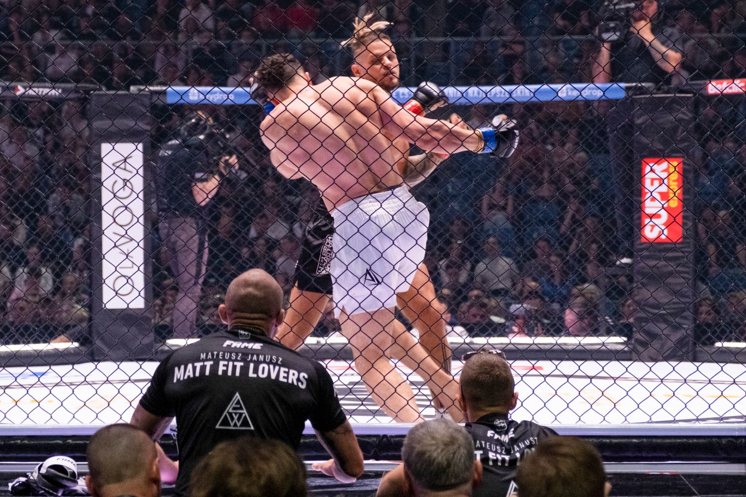 Mateusz Fit Lovers Janusz - Fame MMA 14