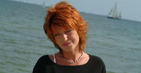 Ewa Sałacka zmarła po ukąszeniu przez osę. Aktorka dziś miałaby 68 lat