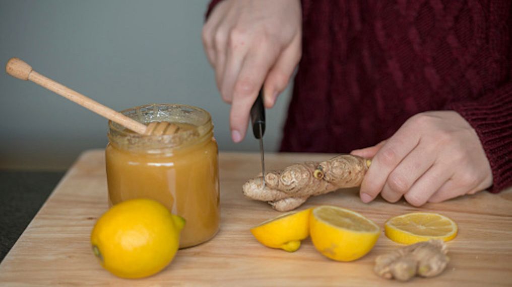 Mikstura z cytryny, imbiru i czosnku. Oczyszcza, wzmacnia i leczy. Poznaj prosty przepis