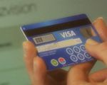 Karta płatnicza z ekranem i klawiaturą - Visa CodeSure