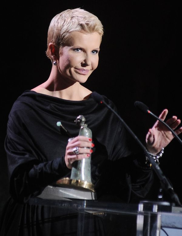 Joanna Racewicz: dziennikarka eksperymentuje z poprawianiem urody?!