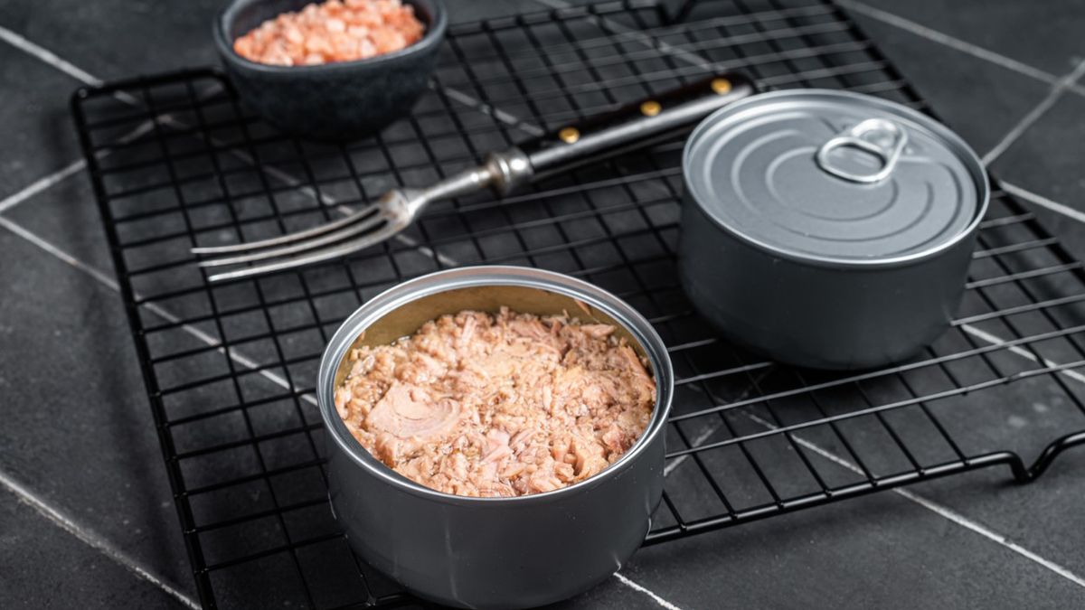 Z glinu wykonuje się z niego różne przedmioty codziennego użytku.