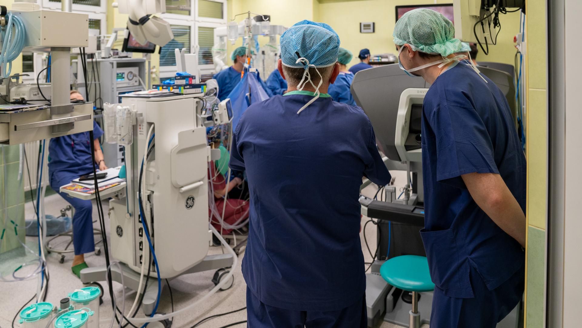 Lekarze z Kijowa szkolili się z chirurgii robotycznej w USK w Rzeszowie