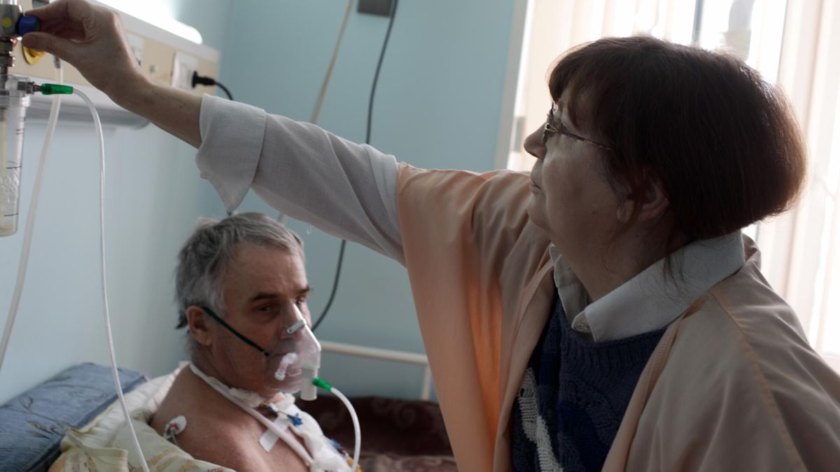 Lekarze apelują, by osoby z objawami infekcji nie narażały innych