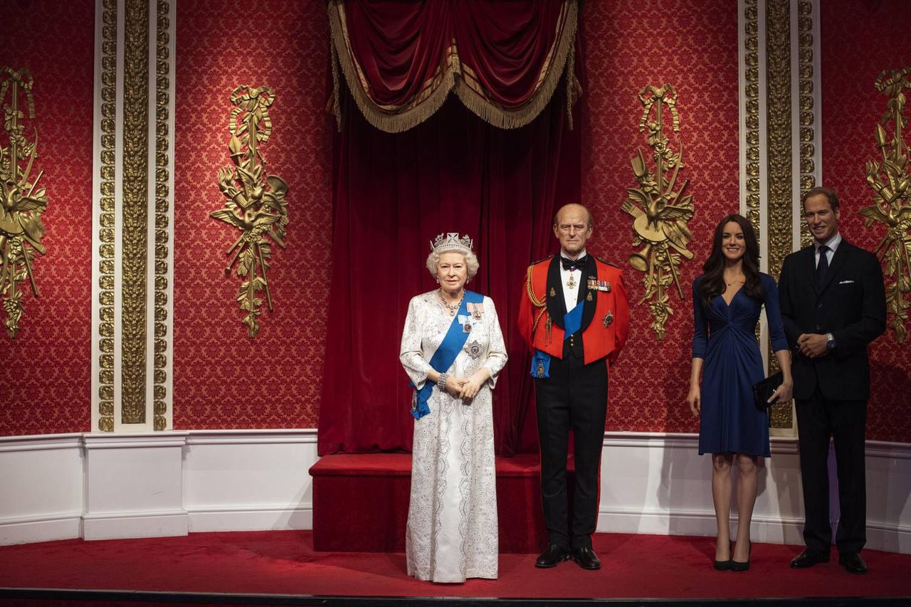 Ekspozycja rodziny królewskiej bez Meghan i Harry'ego w Madame Tussauds London