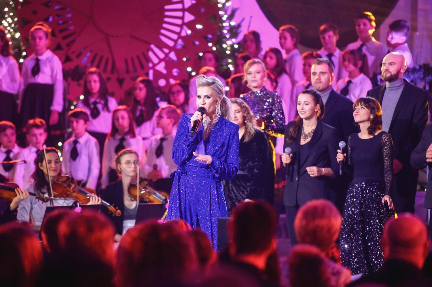 Sylwia Grzeszczak – Koncert kolęd TVP: Jaka Wigilia, taki cały rok