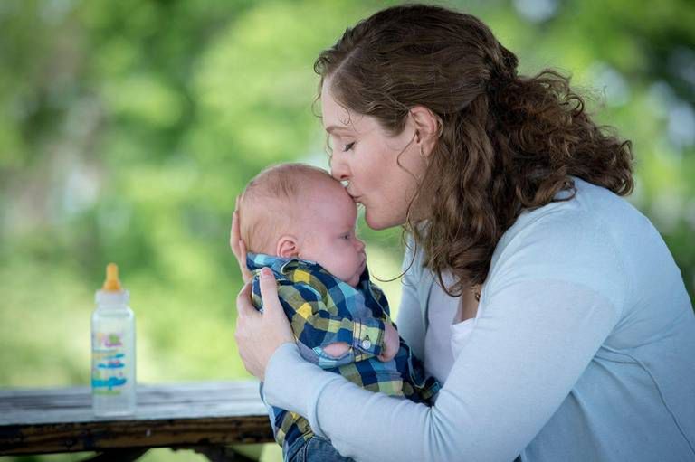 Elizabeth Kough nazywa swoje czwarte dziecko prawdziwym cudem