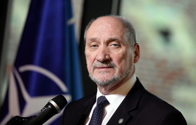 Macierewicz uderza w Komorowskiego: błędny system dowodzenia