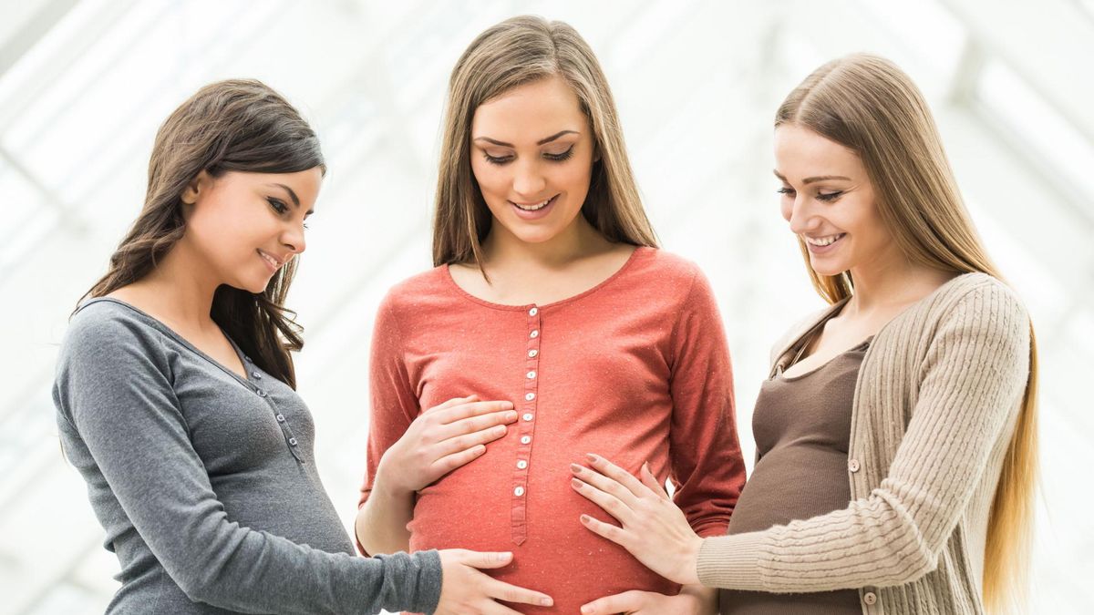 Zanim dotknie się brzuch ciężarnej, należy zapytać kobietę o zgodę