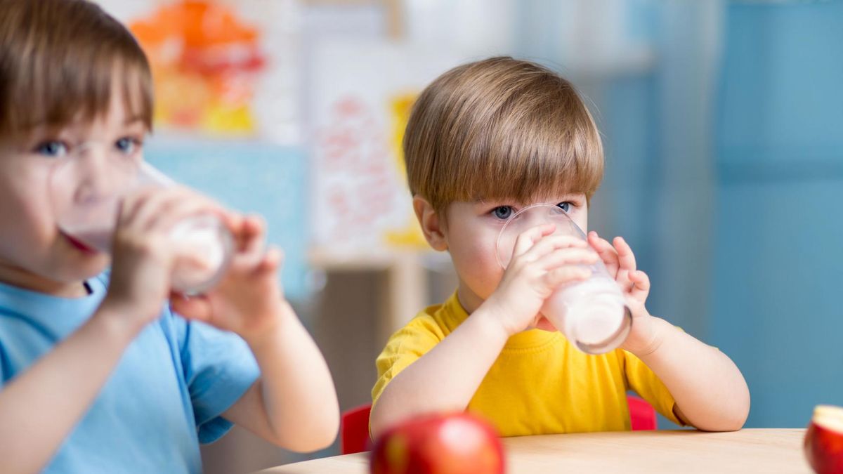 Alergia na białko mleka krowiego - co ją może sygnalizować?