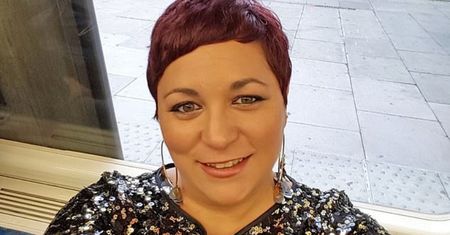 Uwolniła się od męża-gwałciciela. Teraz pomaga innym