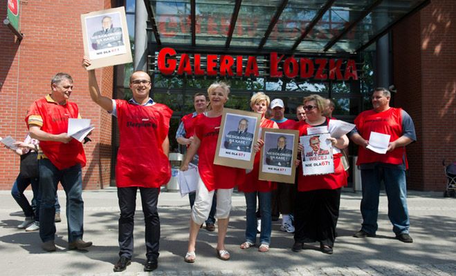 "Sierpień 80" protestował przeciwko zwolnieniom w Tesco