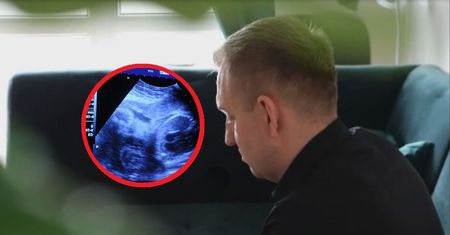 Arek związał się z mężatką. Takiego SMS-a dostał pod koniec ciąży