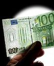 Ponad pół miliona fałszywek euro wykrytych w 2012 r.