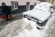 Poślizgnąłeś się na oblodzonym chodniku? Oto, co możesz zrobić