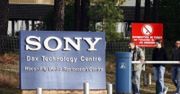 Sony puka do wrót stolicy
