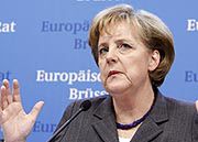 Angela Merkel zwołała szczyt antykryzysowy