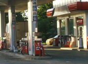 Prawie 30 stacji benzynowych Muszkieterów