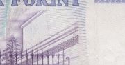 Forint pokonał psychologiczną barierę 300 za euro